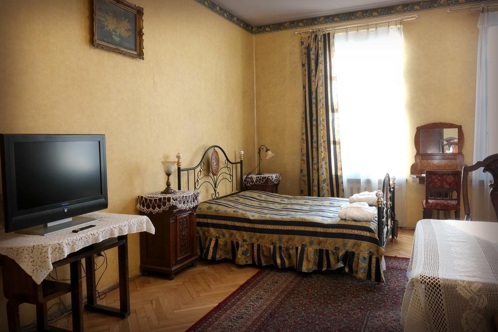 Austeria Klezmer Hois Краков Номер фото